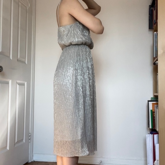 Silver sparkly dress - Picture 5 of 13